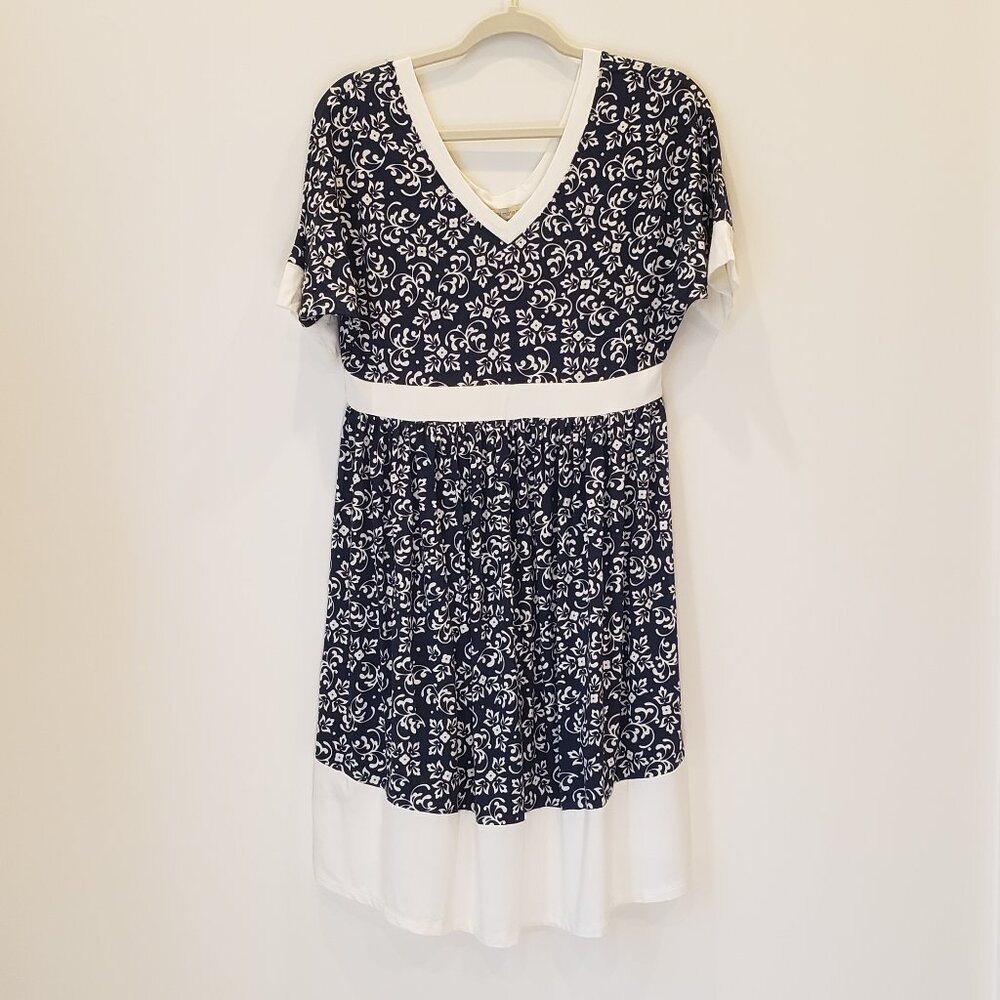Kimi + Kai Maternity Floral V Neck Blue Dress Size Small